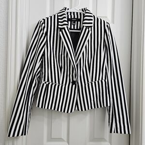 Forever 21 Black and White Striped Blazer